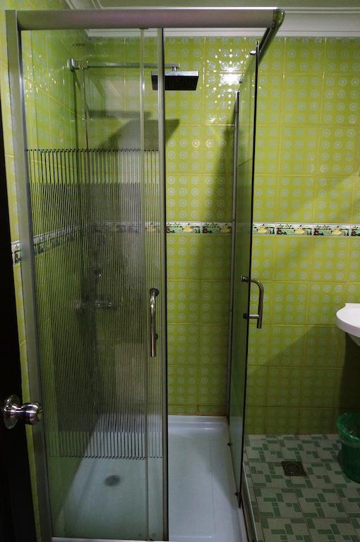 Edotel Minangkabau Padang  Pokój zdjęcie