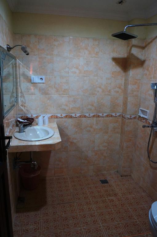 Edotel Minangkabau Padang  Pokój zdjęcie